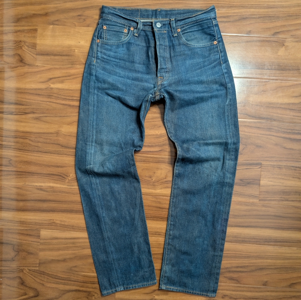 Classic Levi's 501 Original Fit Men's Jeans Blue Denim Jeans Size 30x32